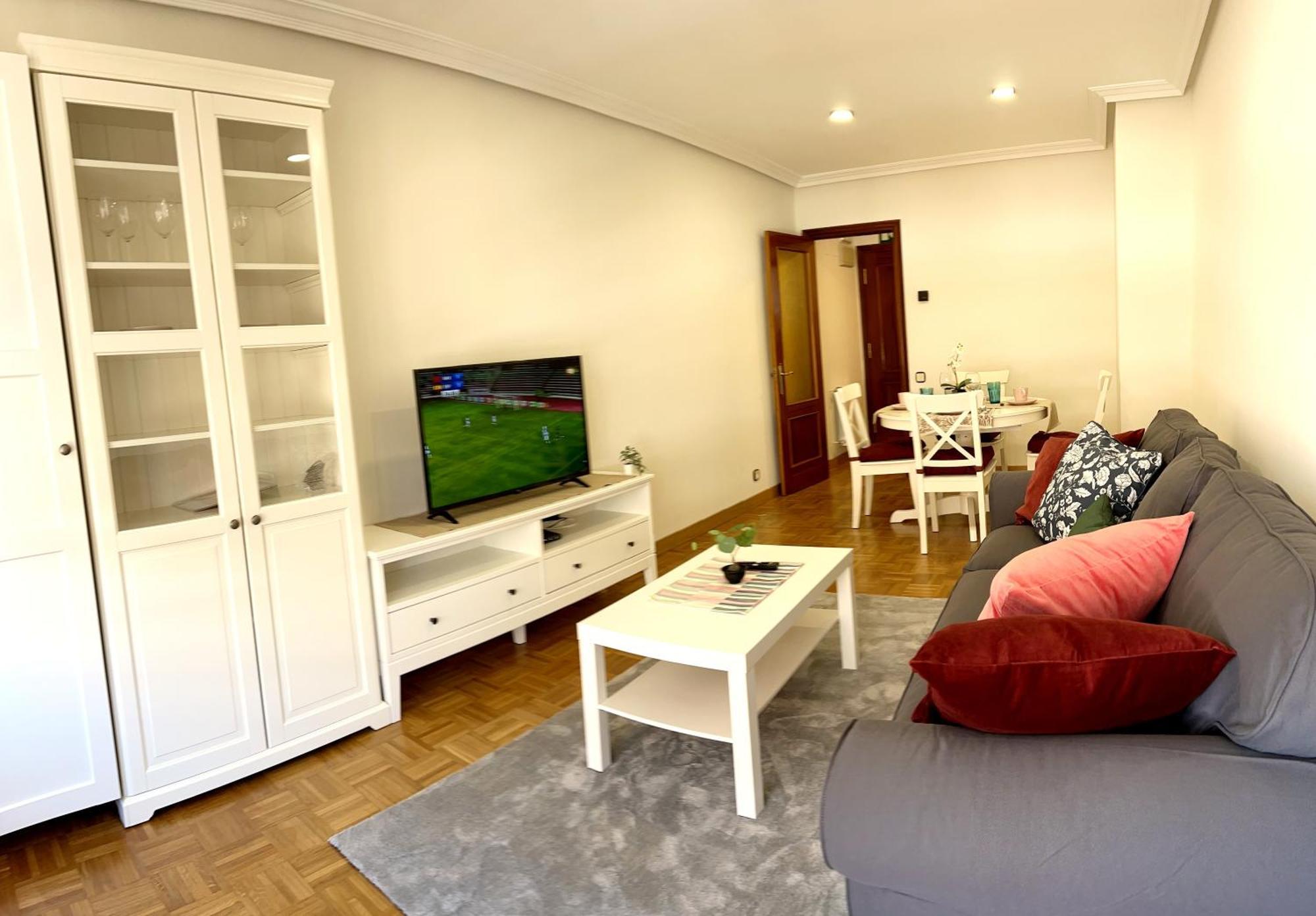 Apartamento Europa Centric Parking Gratis Oviedo Eksteriør bilde